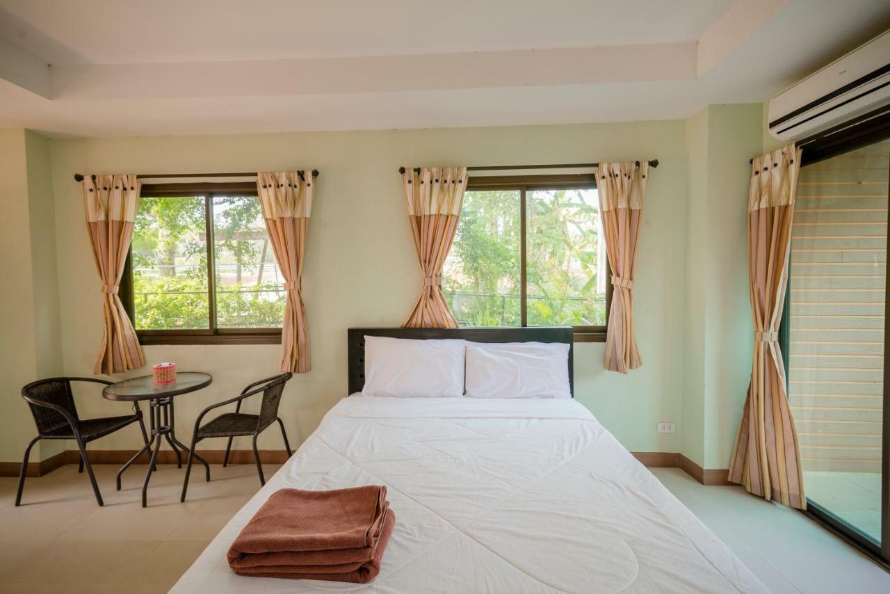 Banlanna Hotel Лампанг Екстериор снимка