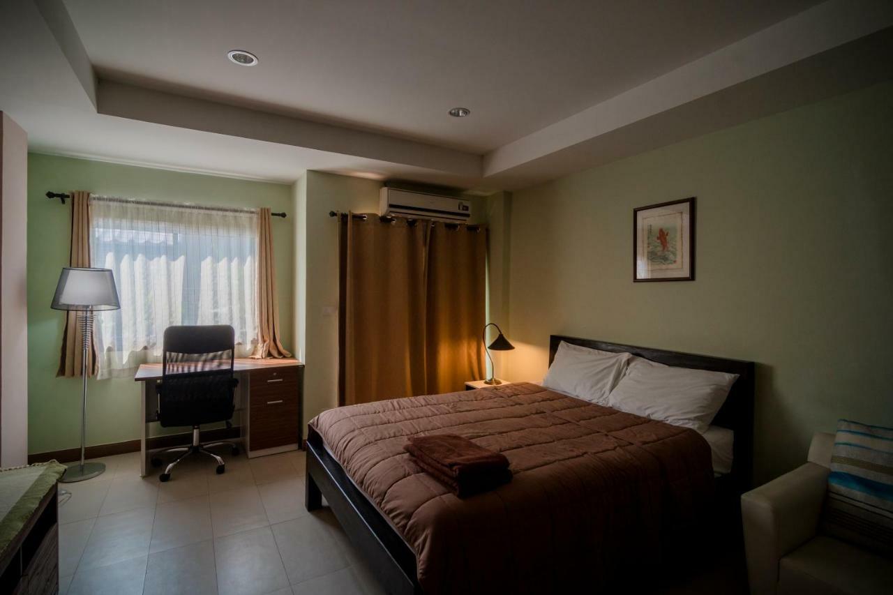 Banlanna Hotel Лампанг Екстериор снимка