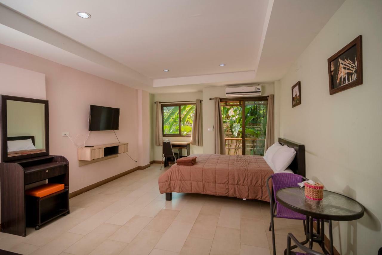 Banlanna Hotel Лампанг Екстериор снимка