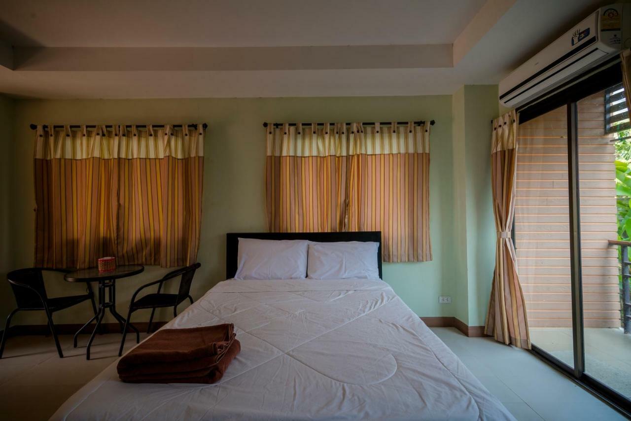 Banlanna Hotel Лампанг Екстериор снимка