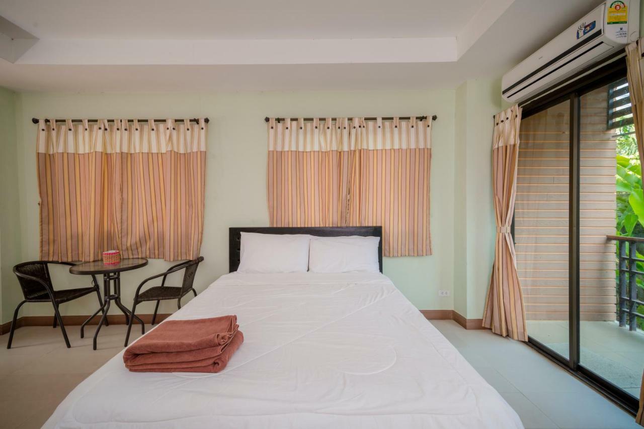 Banlanna Hotel Лампанг Екстериор снимка