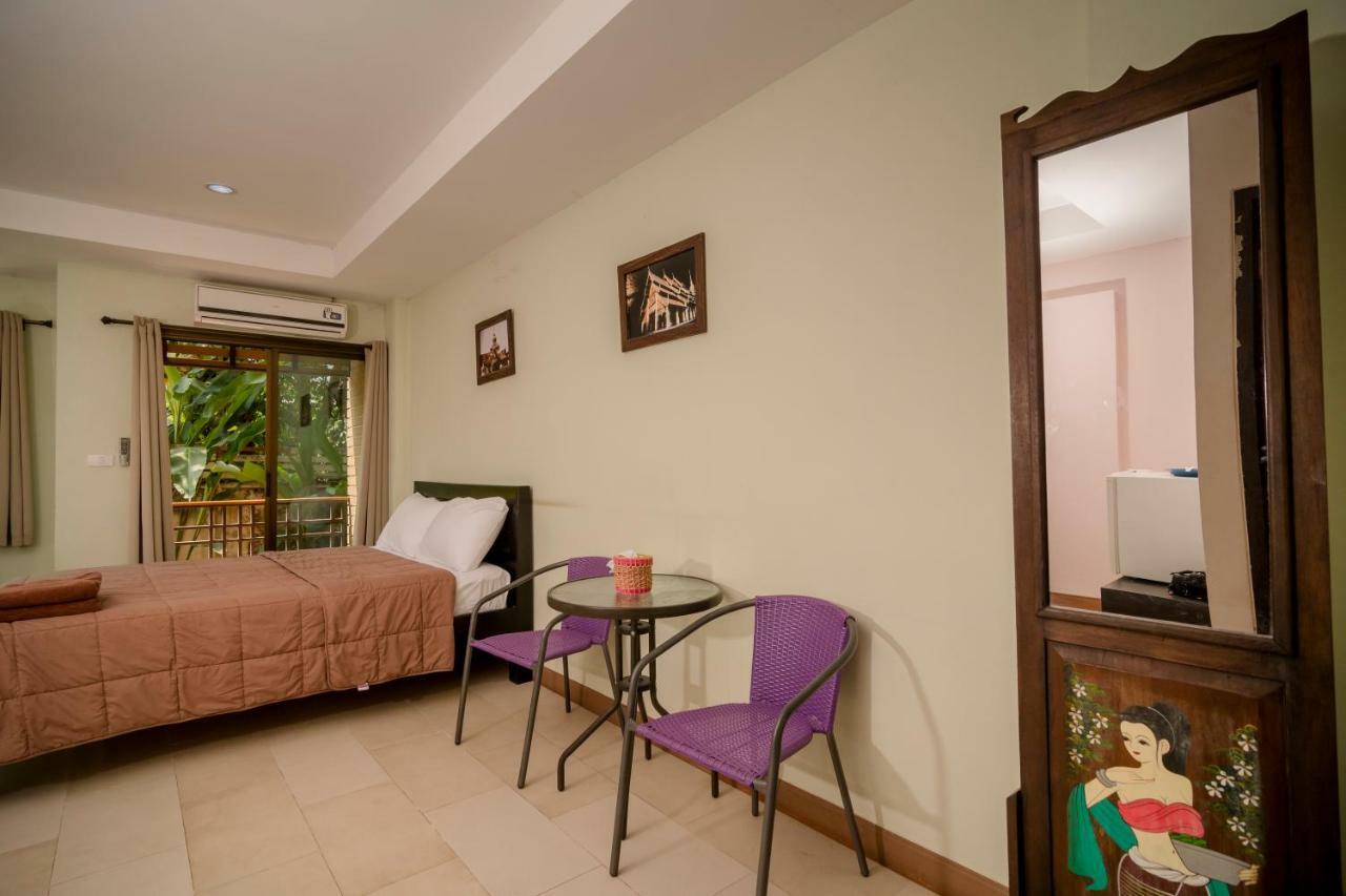 Banlanna Hotel Лампанг Екстериор снимка
