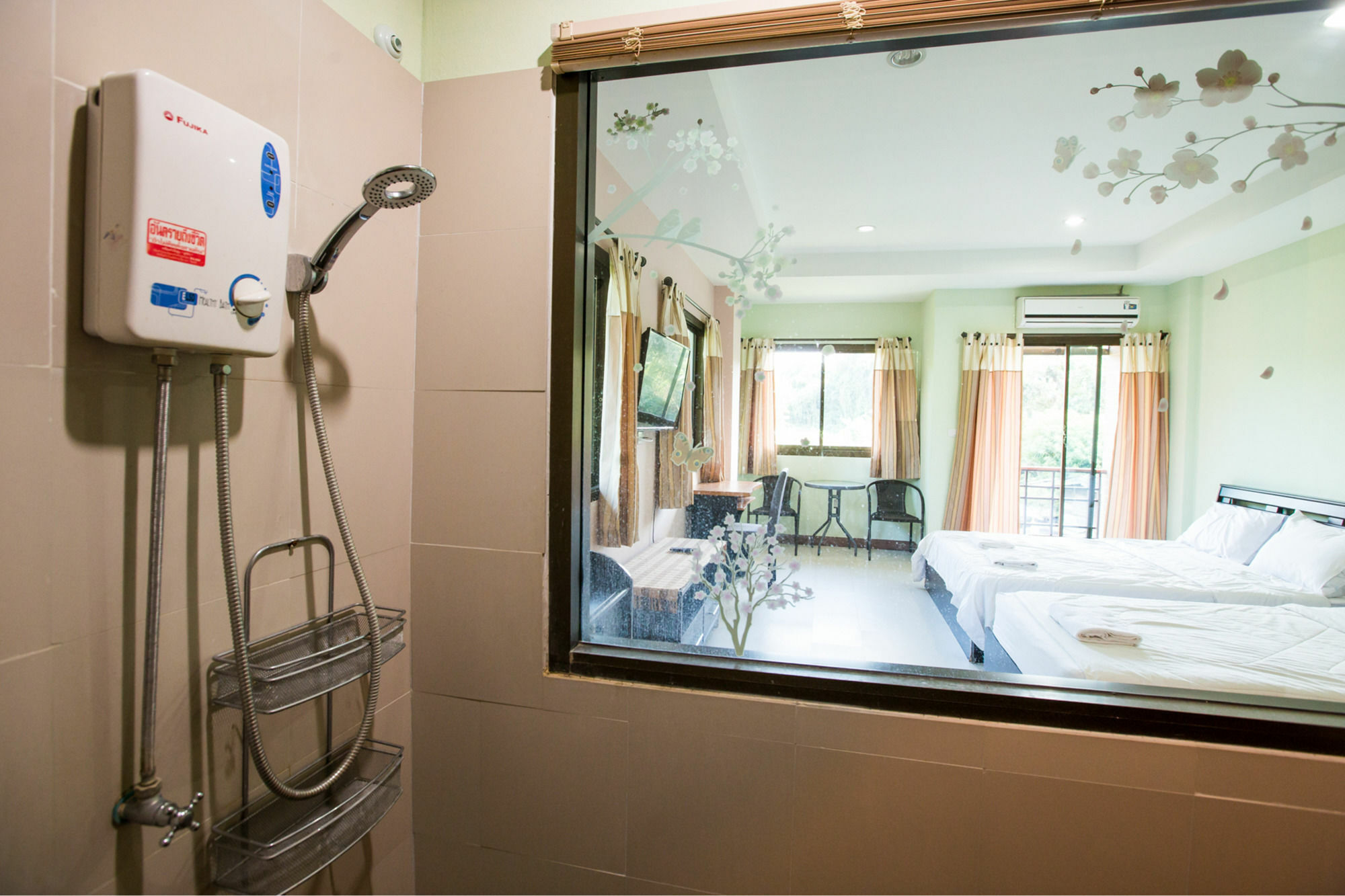 Banlanna Hotel Лампанг Екстериор снимка