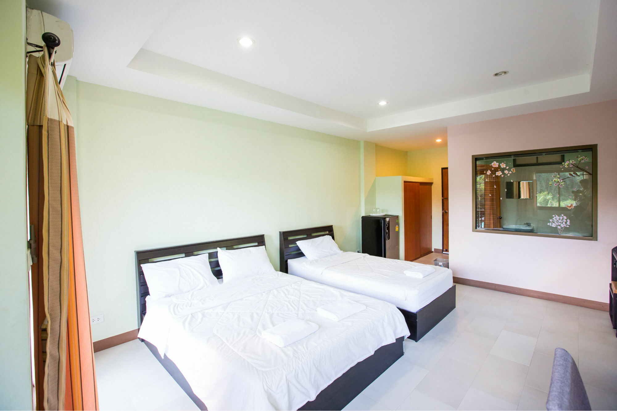 Banlanna Hotel Лампанг Екстериор снимка