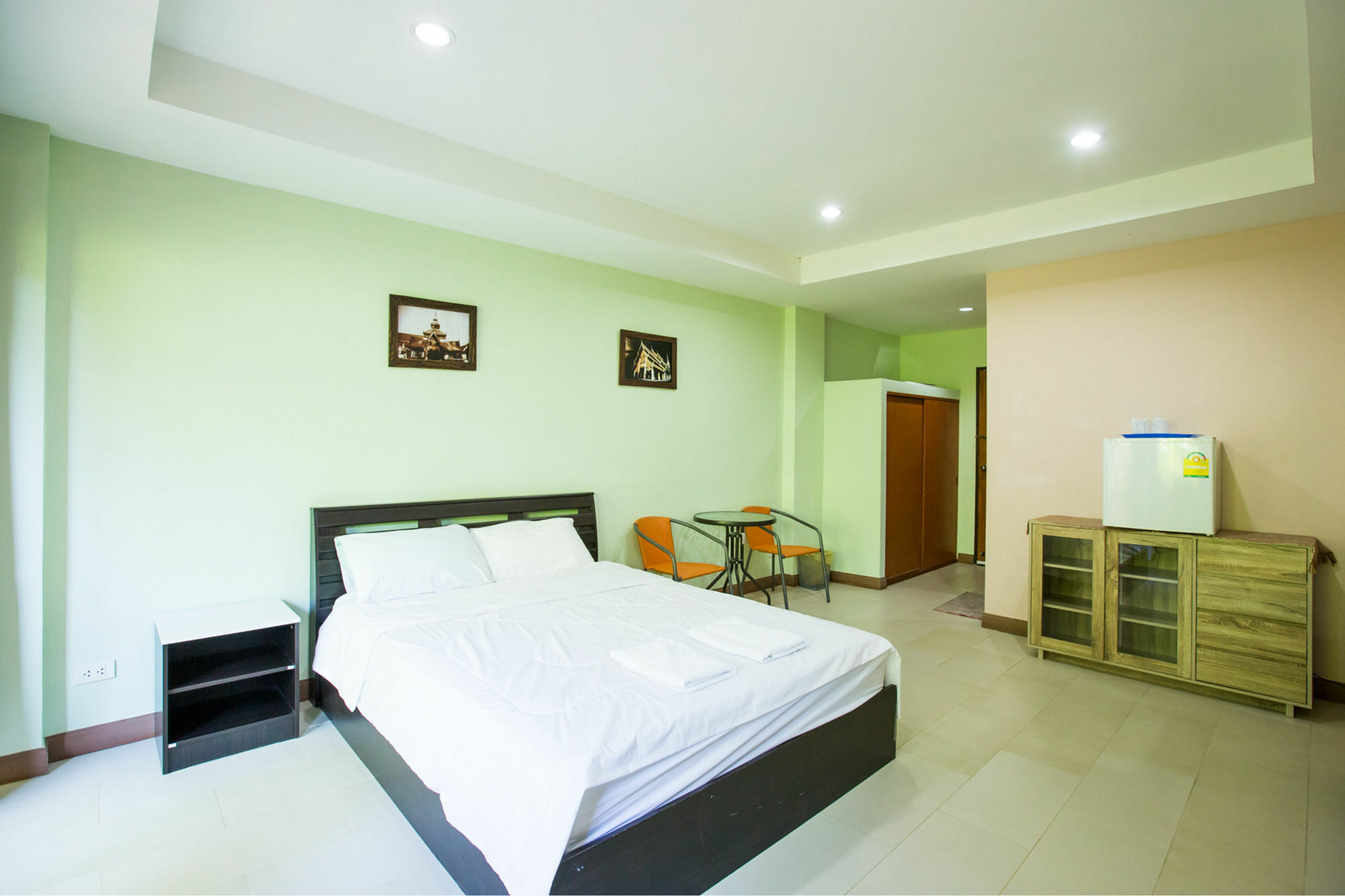 Banlanna Hotel Лампанг Екстериор снимка